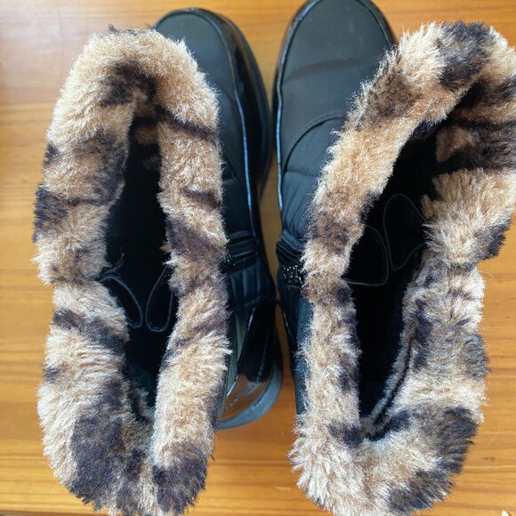 TOTES WATERPROOF LINED, SIDE-ZIP BOOTS SZ 9 - Picture 5 of 8